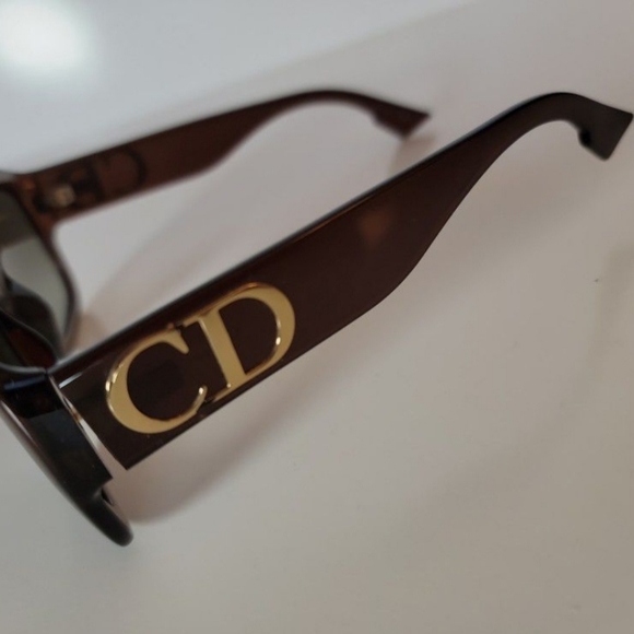 Christian Dior Sunglasses, Brown / Tortoise - Designer | Authenticity Guaranteed - Picture 10 of 12